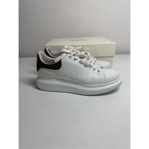 Alexander Mcqueen Women’s Oversized Sneakers White/Black Size 41,5 EU/ 11 US